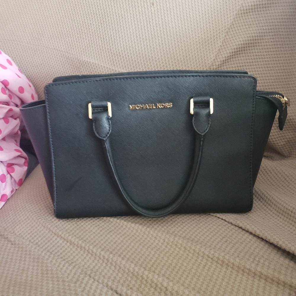 Michael Kors purse